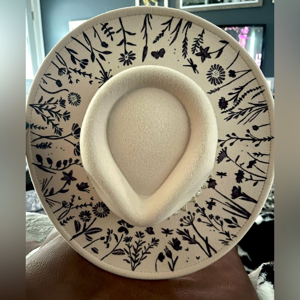 Custom drawn hat